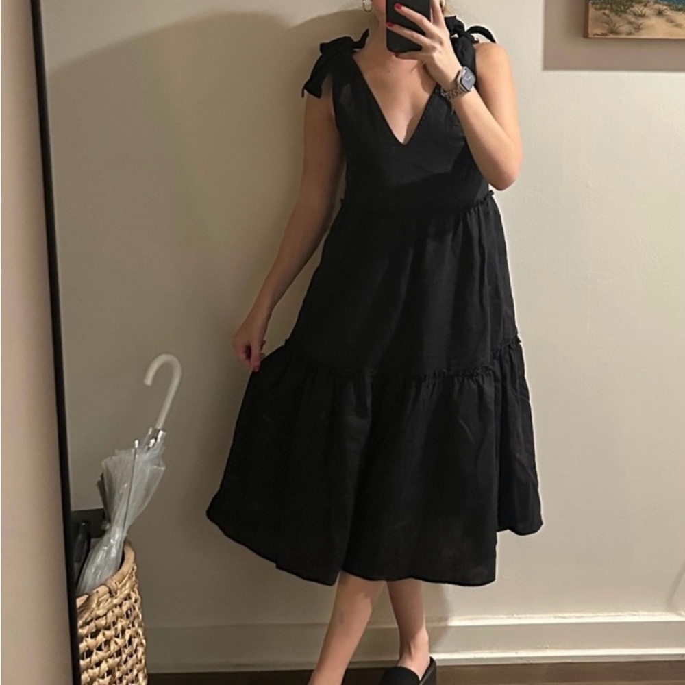 Petal & Pup Black Tiered Midi Sundress V-Neck Cocktail